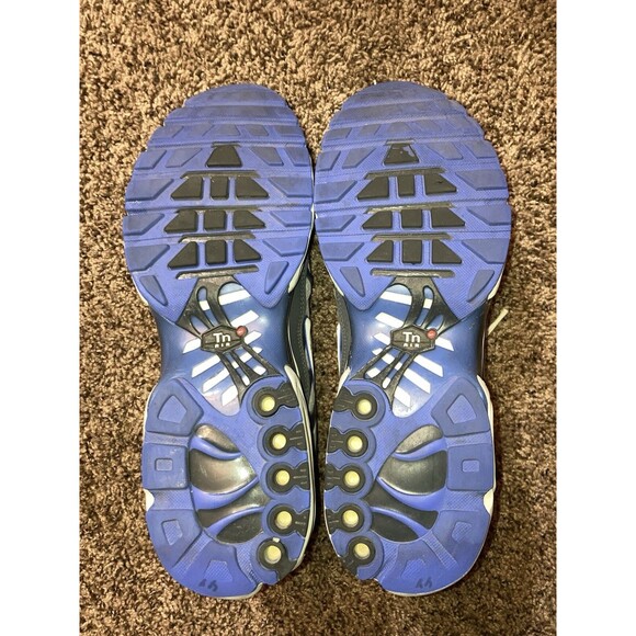 Nike Air Max Plus 'World Cup Social FC' Smoke Gray Sneakers Size 10.5 DQ3981-001 - Picture 9 of 16